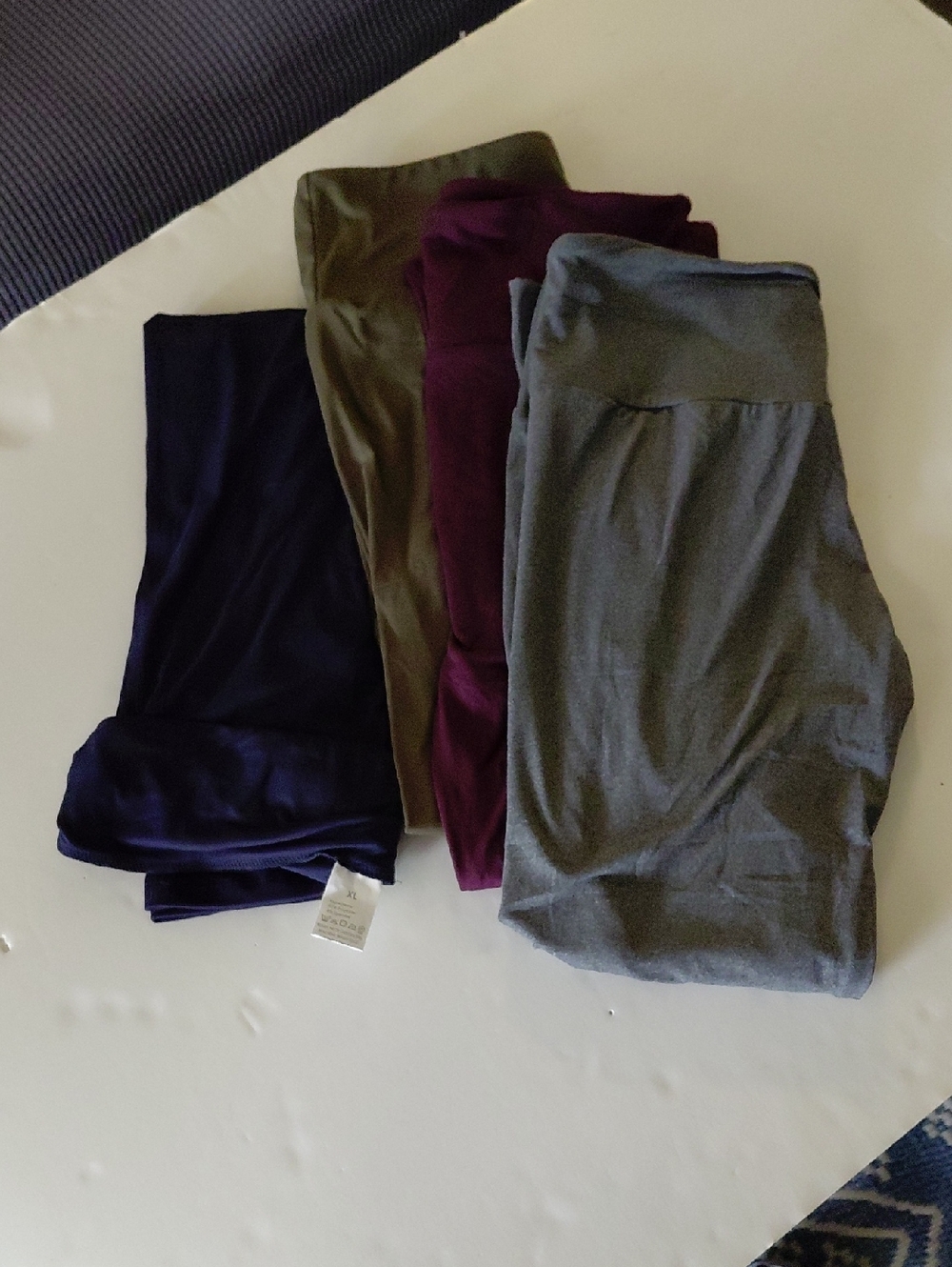 Everyday Luxe Women's Stretch Leggings — Gray, Purple, Olive, Navy